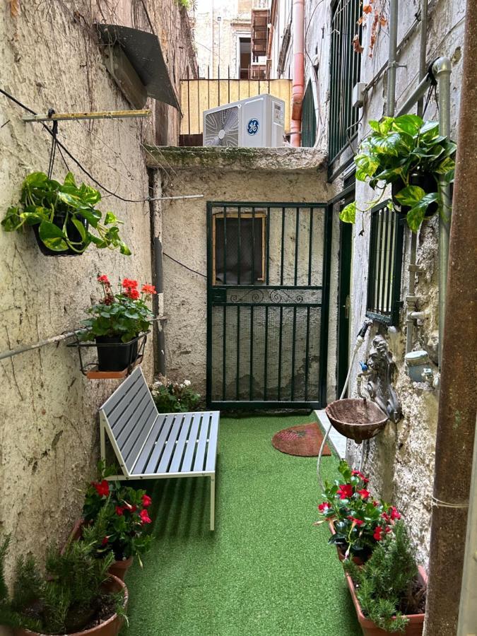 La Casa Di Rocco Apartment Наполи Екстериор снимка